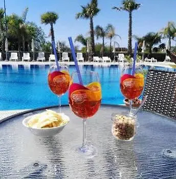 Loasi Del Fauno Hotel 3*