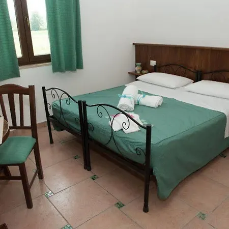 Hotel Loasi Del Fauno Casal Velino