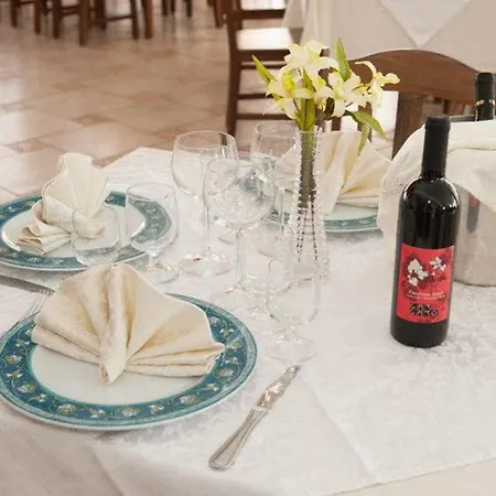 Hotel Loasi Del Fauno 3*